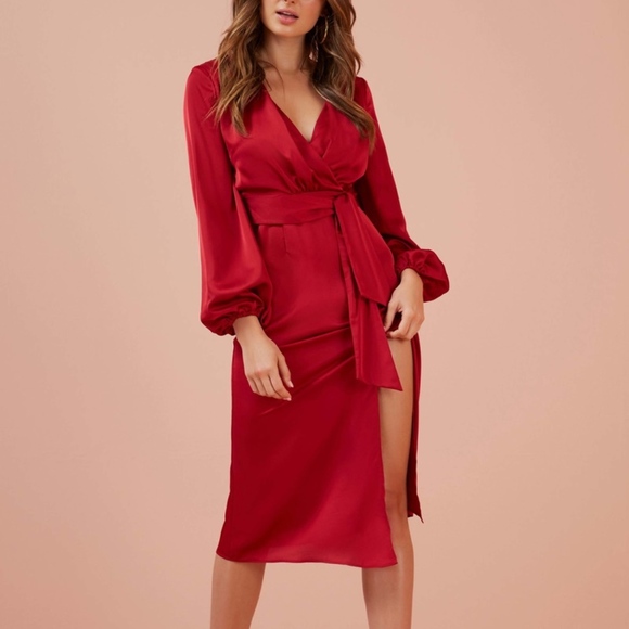 Finders Keepers Dresses & Skirts - Finders Keepers Emilia Long Sleeve Surplice Dress